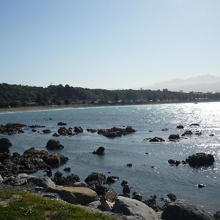 Inn The Bay Bed & Breakfast Kaikoura Bagian luar foto