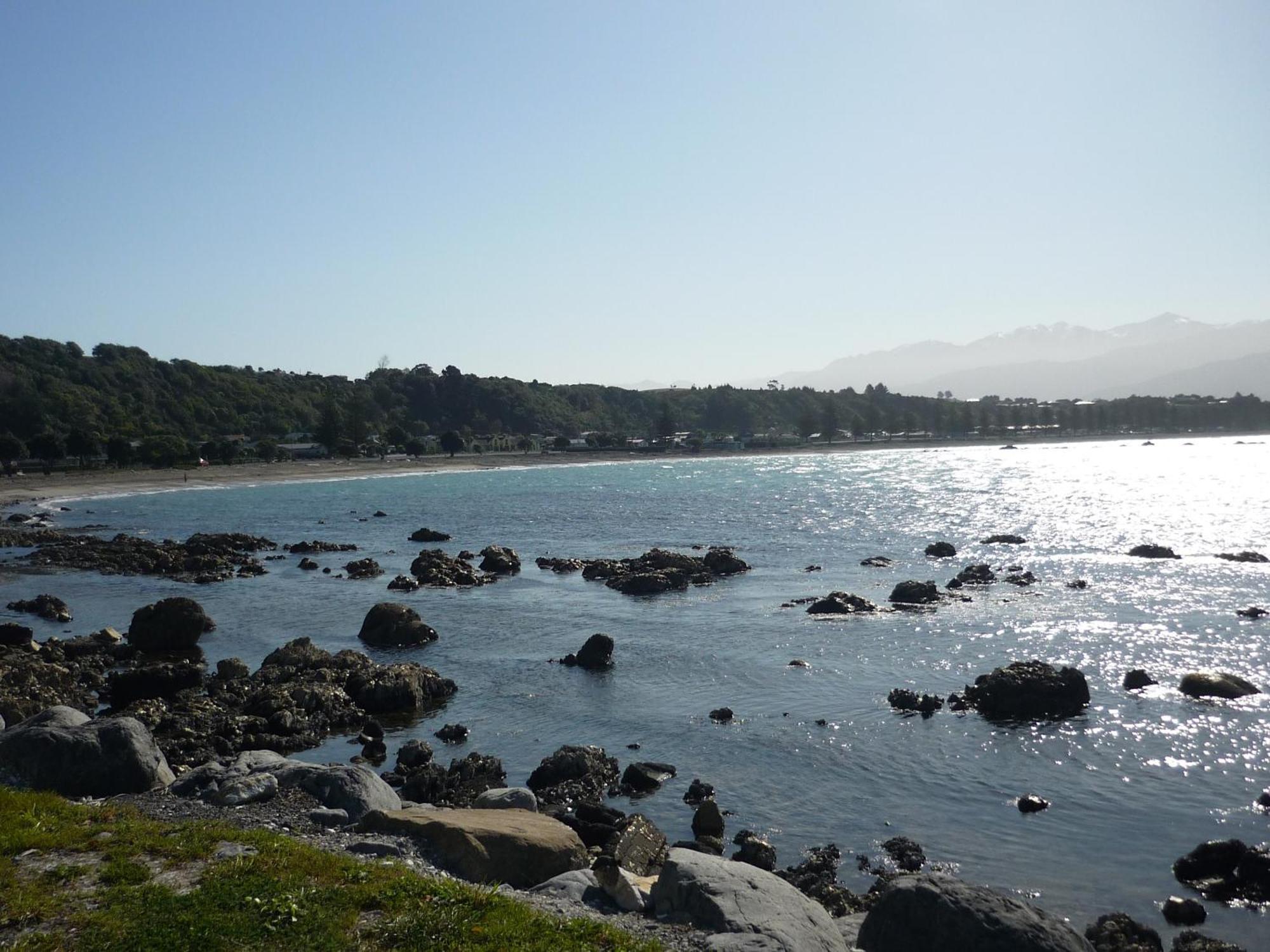 Inn The Bay Bed & Breakfast Kaikoura Bagian luar foto