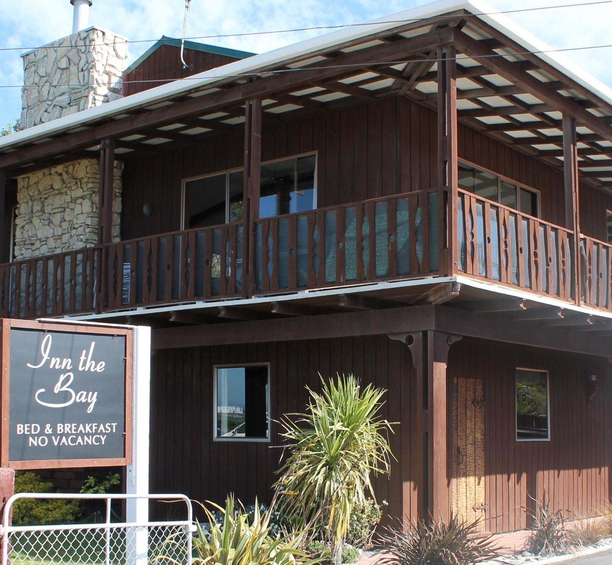 Inn The Bay Bed & Breakfast Kaikoura Bagian luar foto